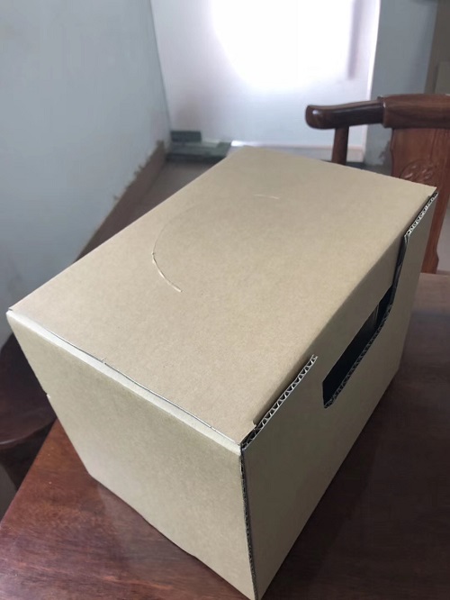 紙箱
